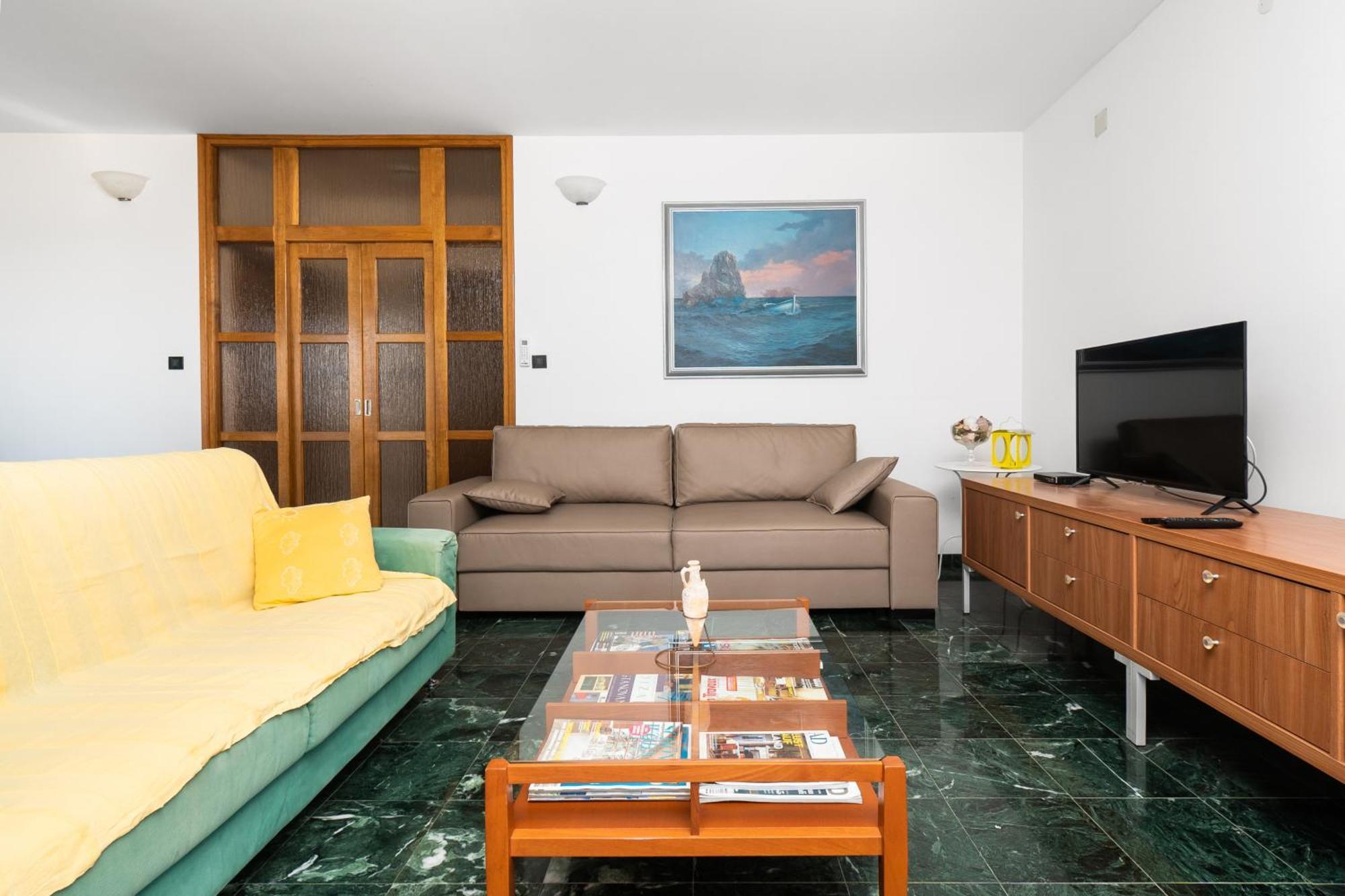 Rimagis Apartment